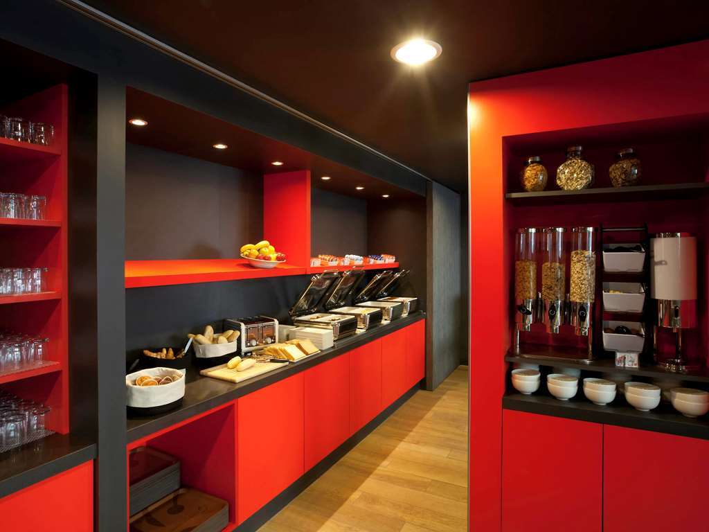 Ibis Styles Centre 3*